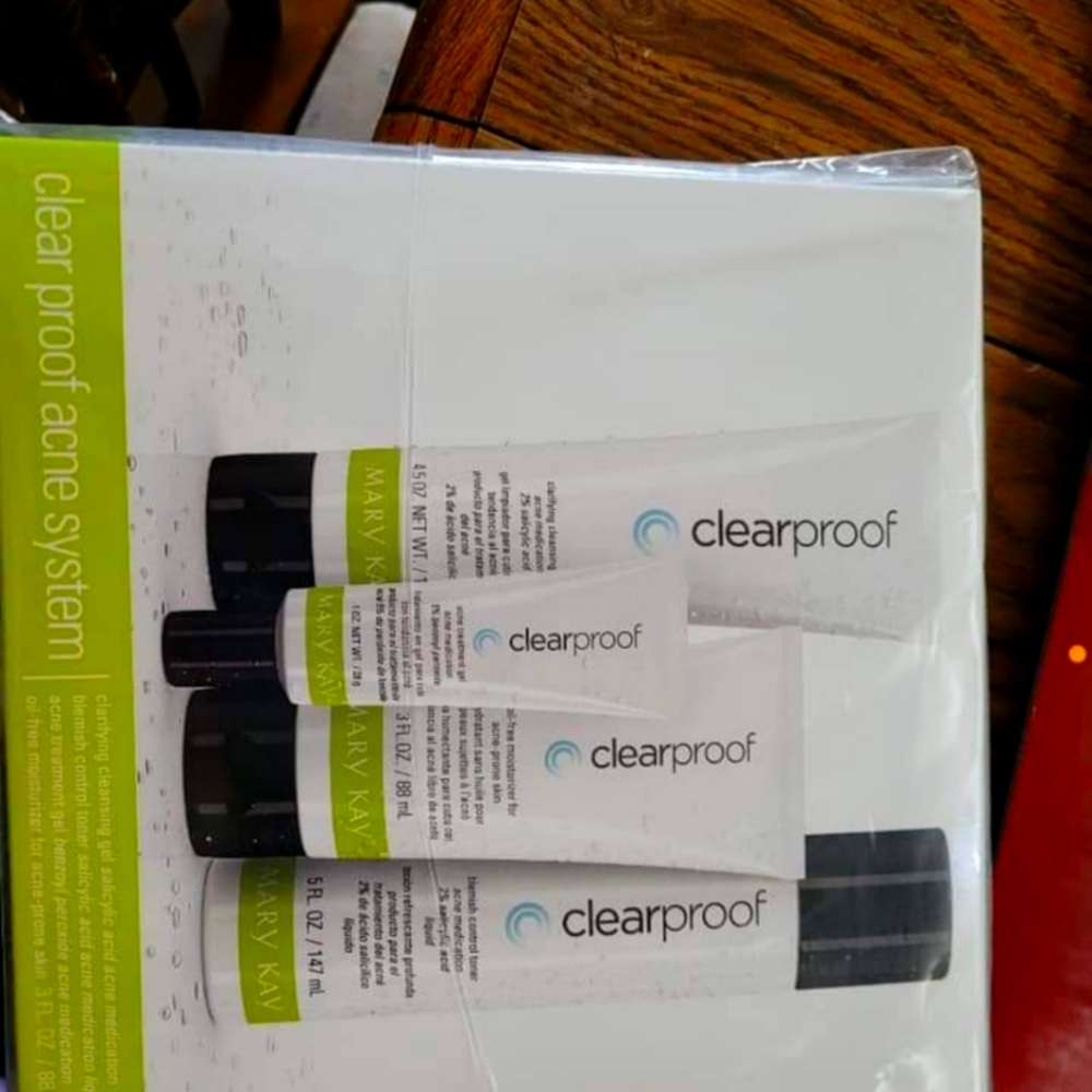 SOLD OUT..Mary Kay acne/ pore minimizer